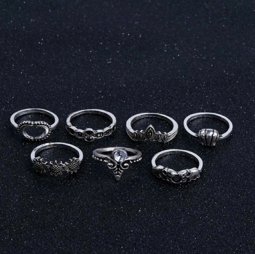 NWOT 7 Piece Boho Midi Rings - Picture 4 of 4